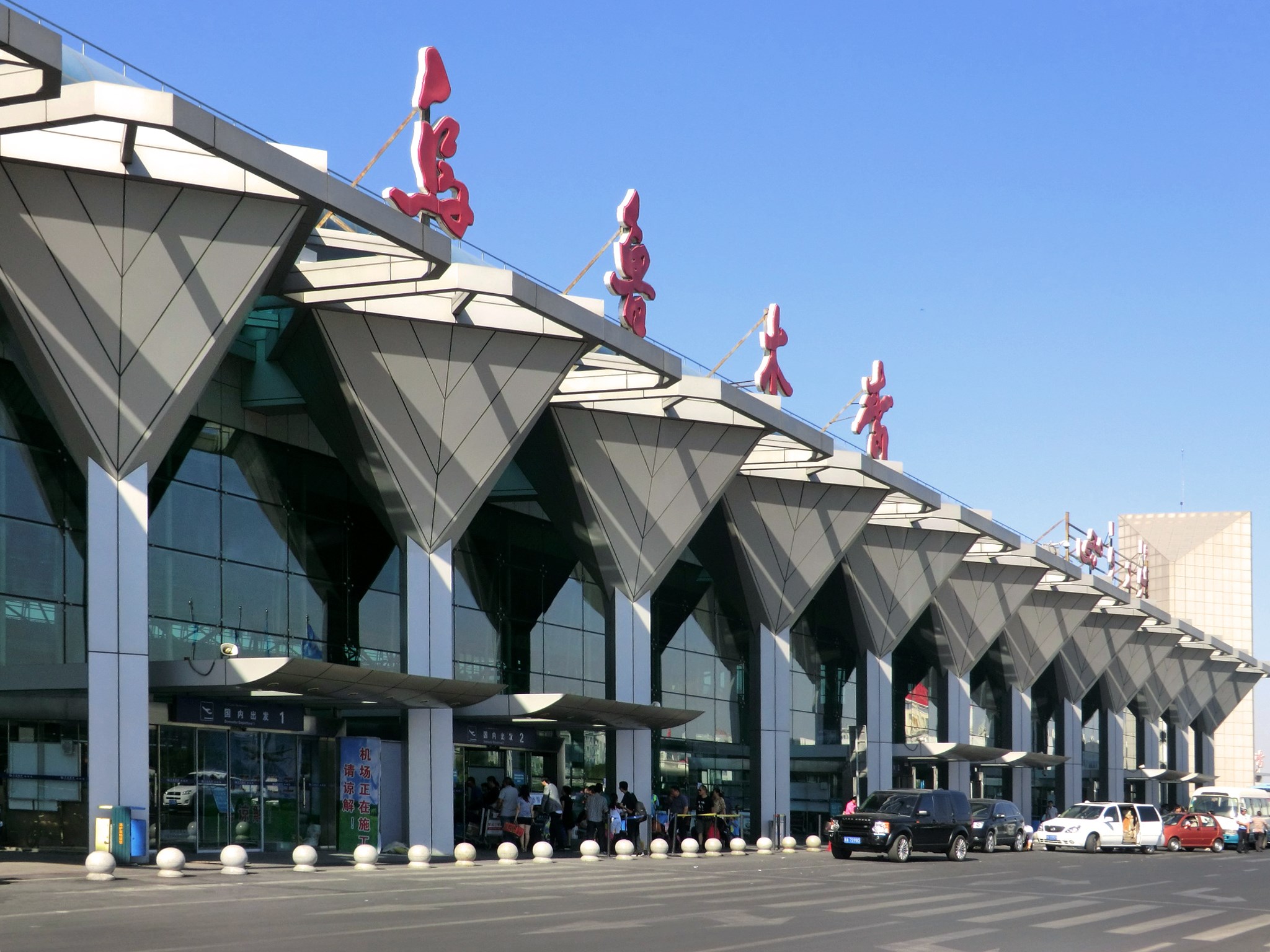 Pechino investe 6 miliardi nell'aeroporto di Urumqi