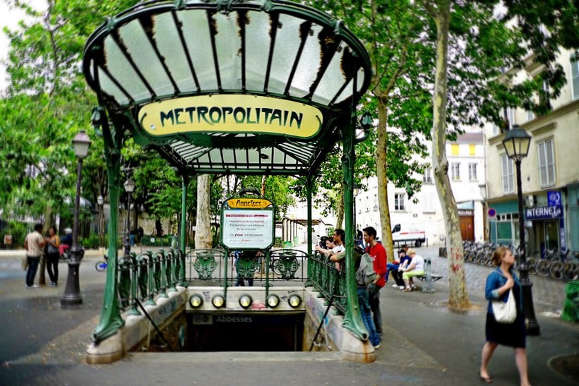 Nella metro di Parigi si paga con WeChat